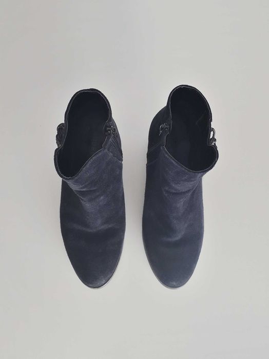 Botins de salto médio azuis em camurça (tam. 38)