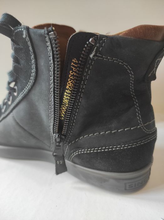 Ecco 41 размер 26.5 см кроссовки,ботинки