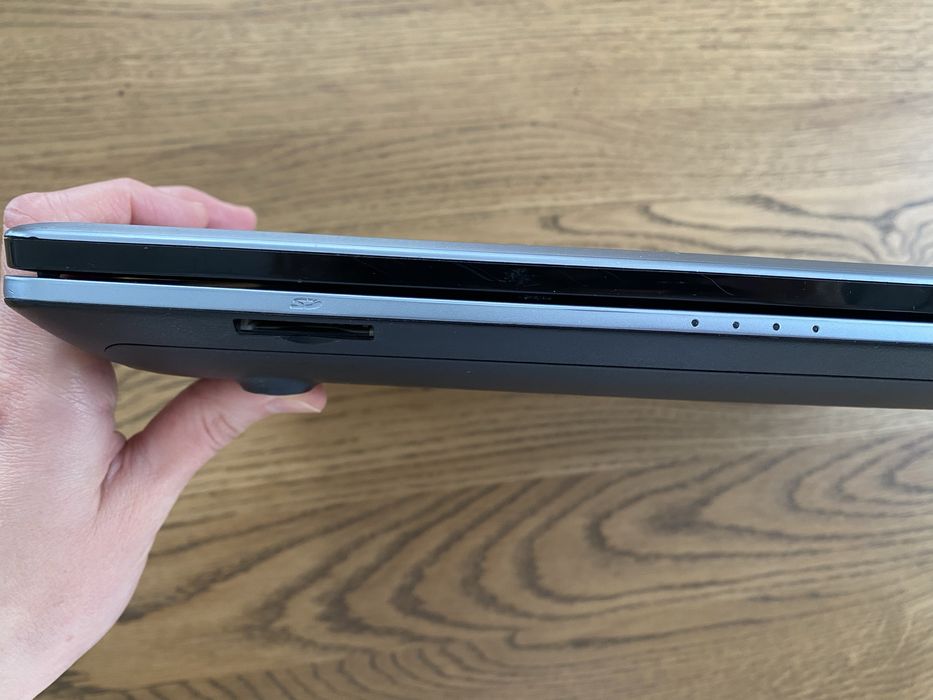 Laptop Samsung NP300E5C bez dysku