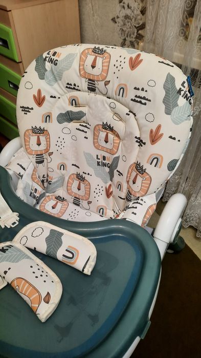 Продам годувальний стілець bambi
