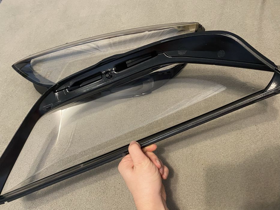 Скло фари Audi A4 B9 Facelift 2020–2025 — ліва, права або комплект