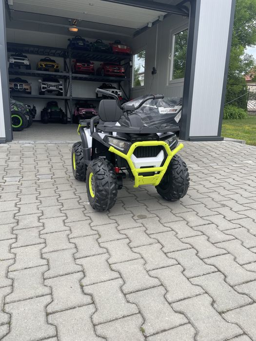 Quad na akumulator ATV Desert Z Napędem 4X4 - Biały