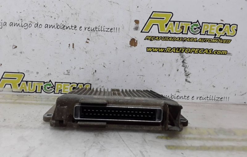 Centralina do Motor - RENAULT Clio II (BB_, CB_) | 98 -