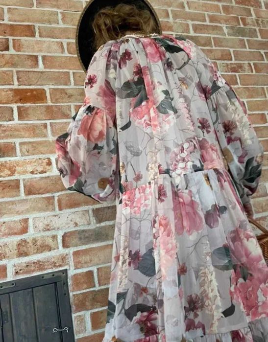 Piękna dluga maxi oversize boho szyfonowa sukienka w kwiaty 44