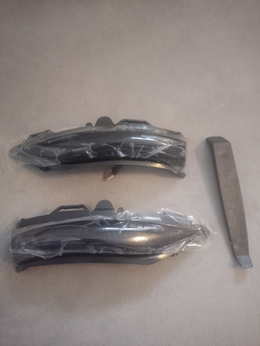 Kierunkowskazy dynamiczne do Ford MK8