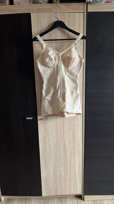 Nr 1 Duży gorset wyszczuplający.