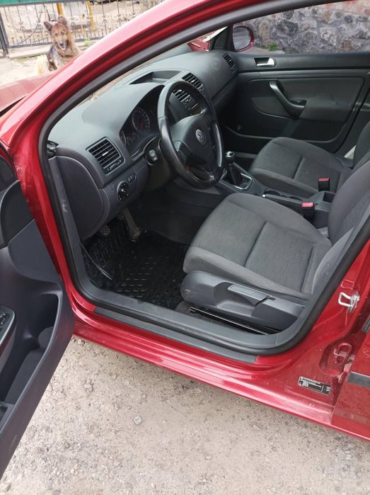 Продам Volkswagen Golf 5