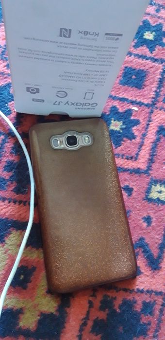 Samsung galaxy j7