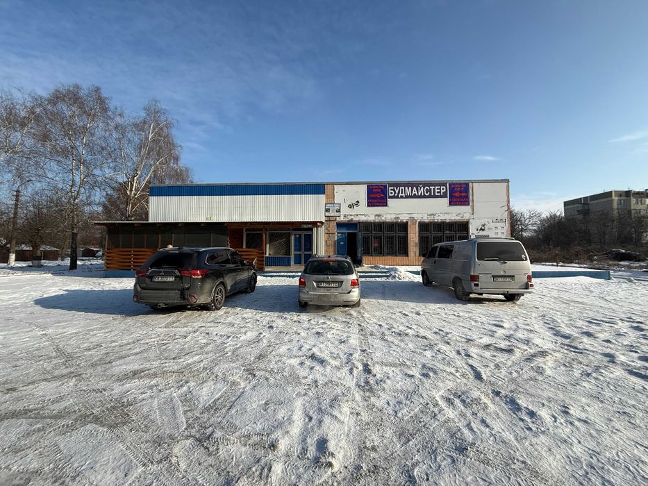 Продаж магазину в селищі Згурівка 250 м2 гарна локація