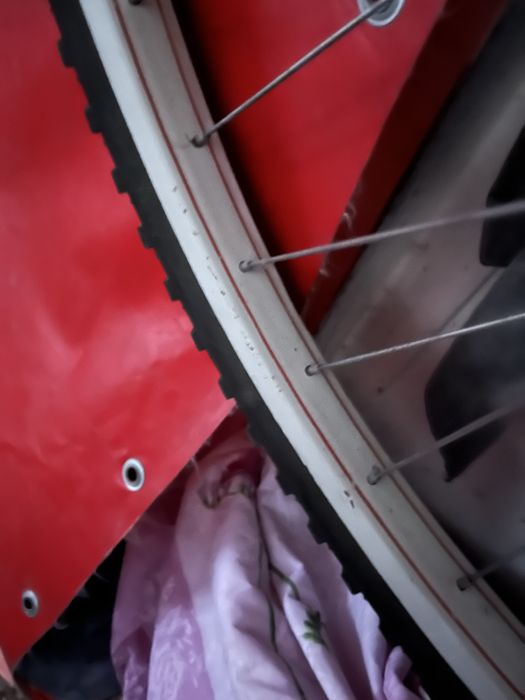 Велосипед хвз 28 дюймів.