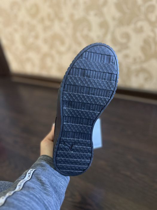 Жіночі снікерси Puma Carina 2.0 Mid WTR