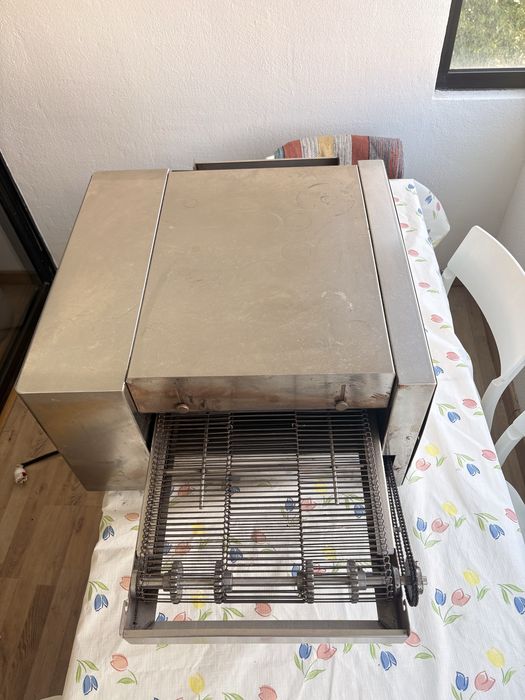 Forno de esfihas e pizzas profissional alta produção - Até 400°C