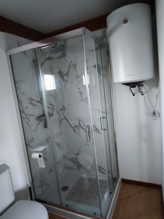 Vendo casa de Madeira