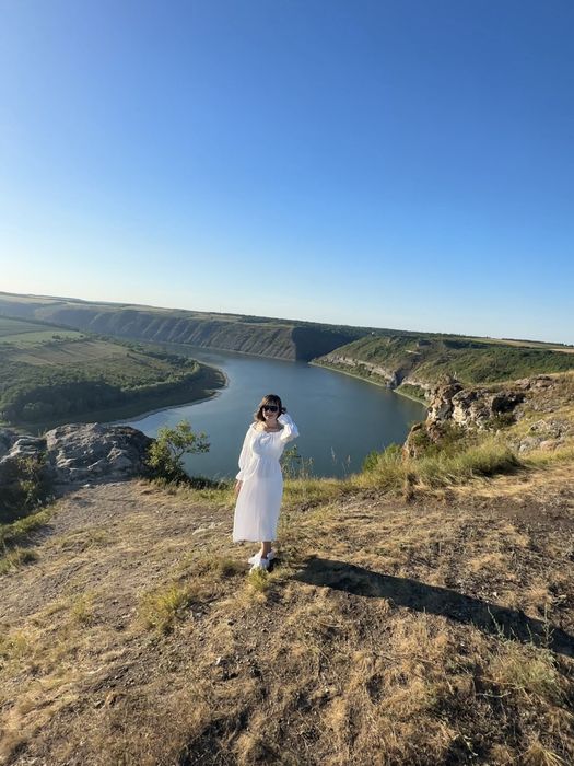Сукня міді білого кольору s