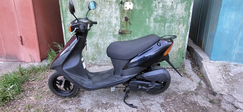 Продам скутер suzuki lets 2