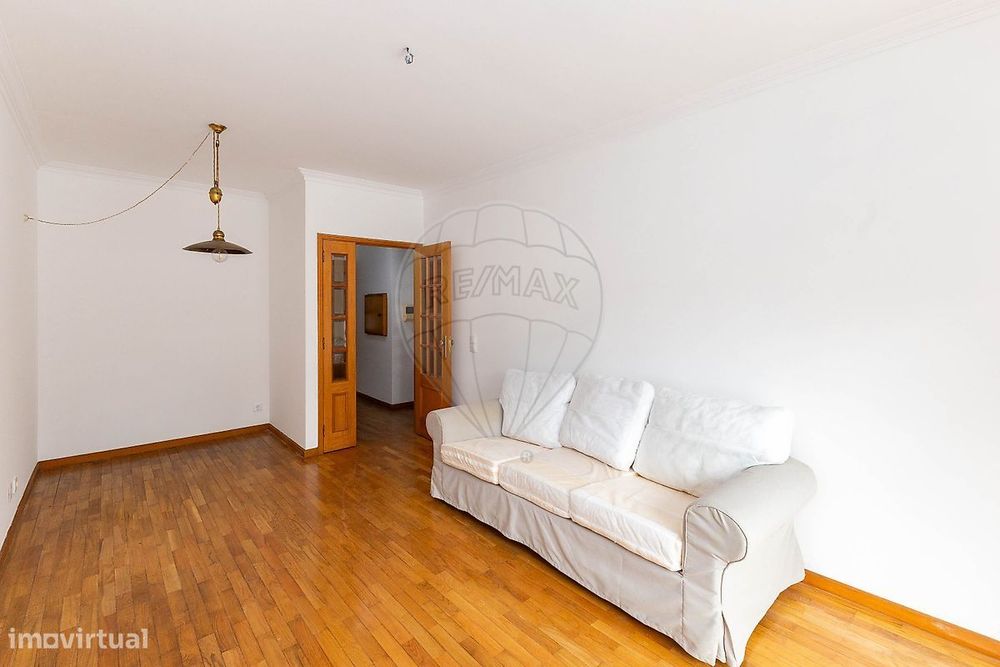 Apartamento T2 para arrendamento