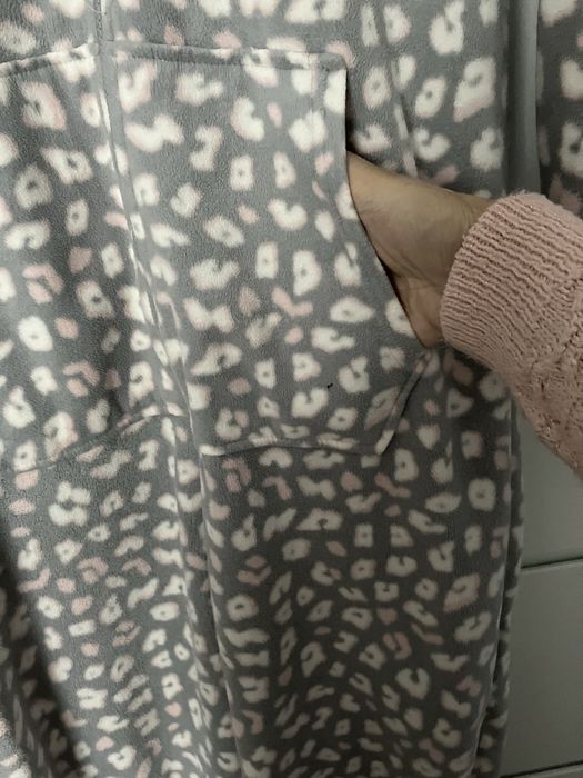Milusi cieplutki kombinezon r.L dokładne wymiary w ogłoszeniu