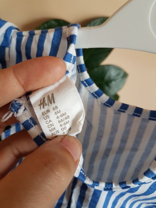 Sukienka z hm dla niemowlaka 68