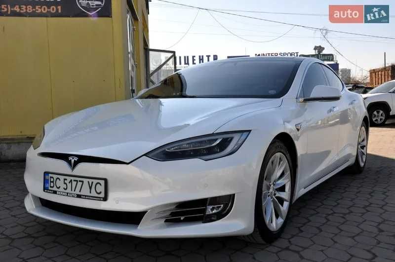 Авто під виплату Tesla Model S 2017 року