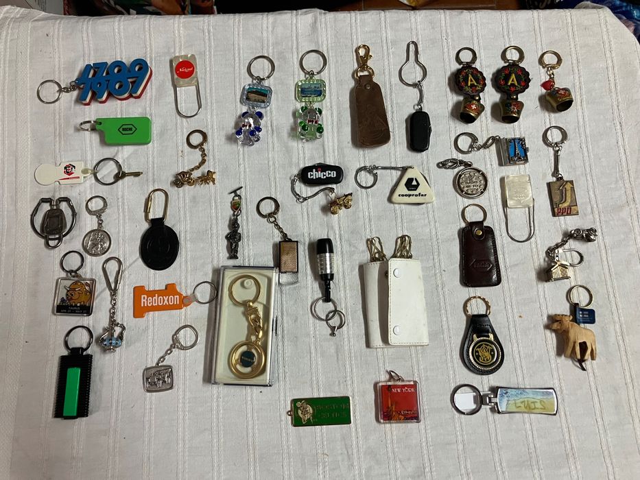 Colecção (Lote) de porta - chaves antigos