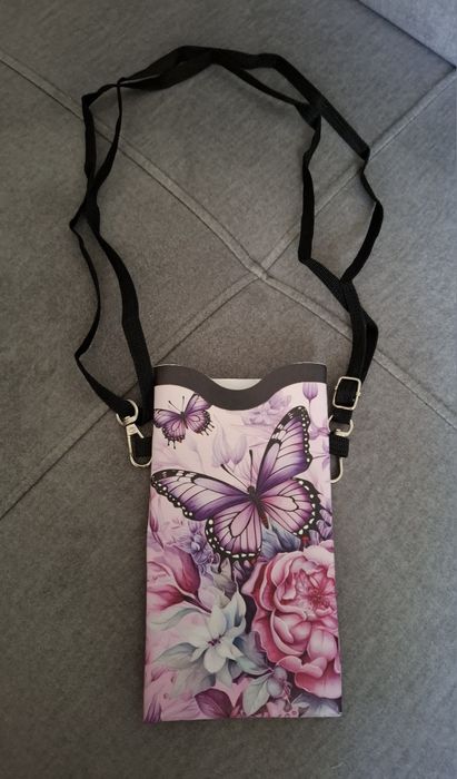 Etui na telefon ,okulary Nowe piekne motyle 17x10