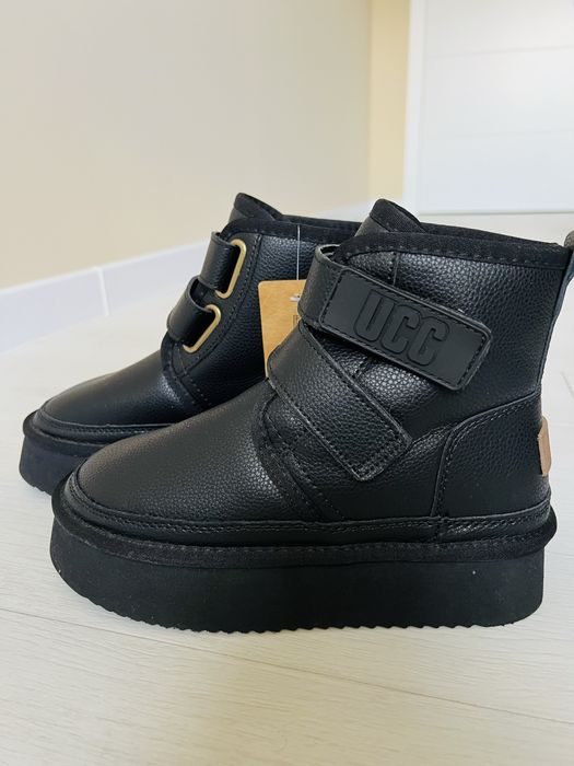 Зимние UGG на липучках и платформе( новые)