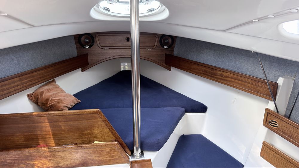 Yacht Sasanka Viva 700
