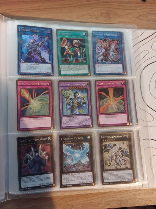 Coleção Yu-Gi-Oh +100 cartas + Binder | Cartas Raras + Deuses Egípcios