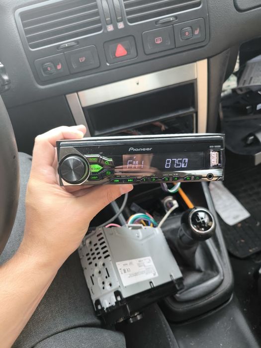 Radioodtwarzacz Pioneer USB