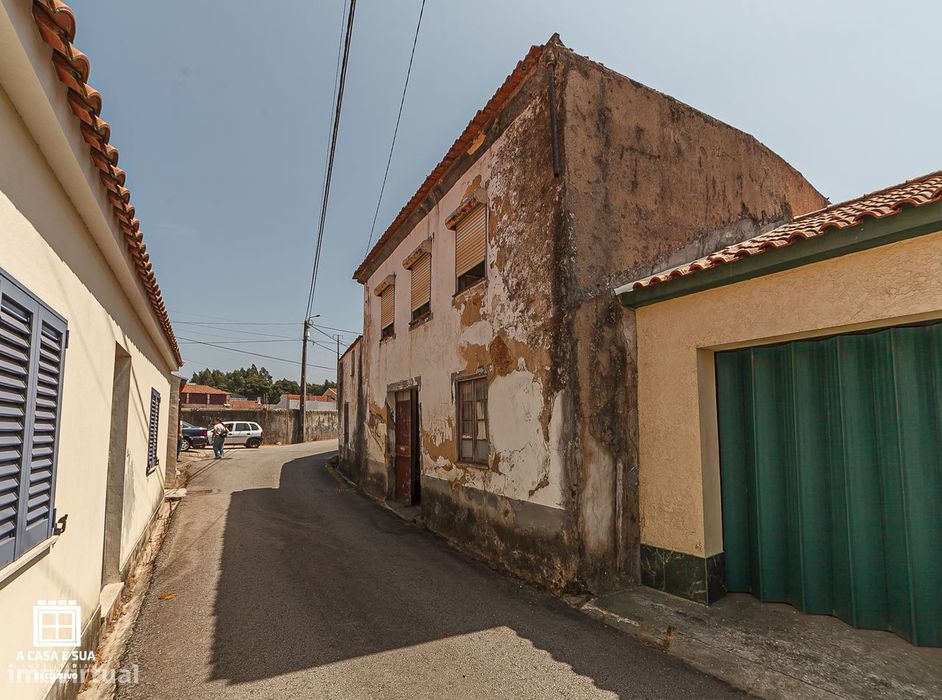 Moradia T3 para restaurar em Maceda - Exclusivo