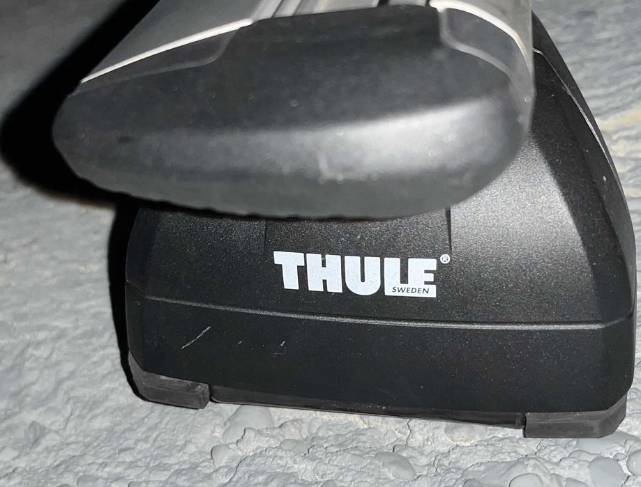 Komplet uchwytów dachowych "Thule Rapid System 753" (np.do VolvoXC60)