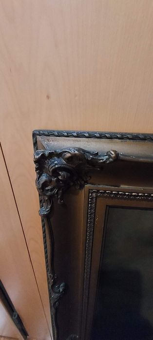 Antique painting with ornate frame427808734724106242