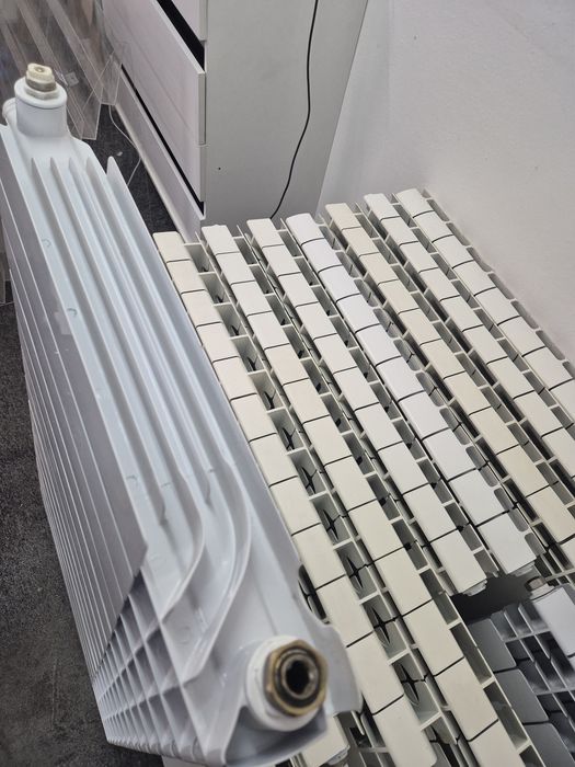 Kaloryfery aluminiowe w bardzo dobrym stanie