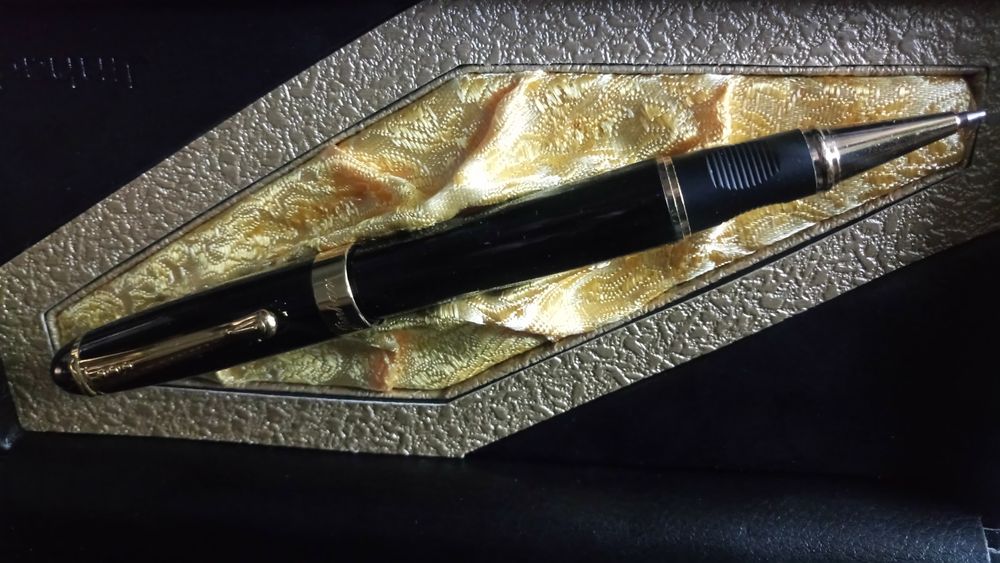 Ручка подарочная Jinhao