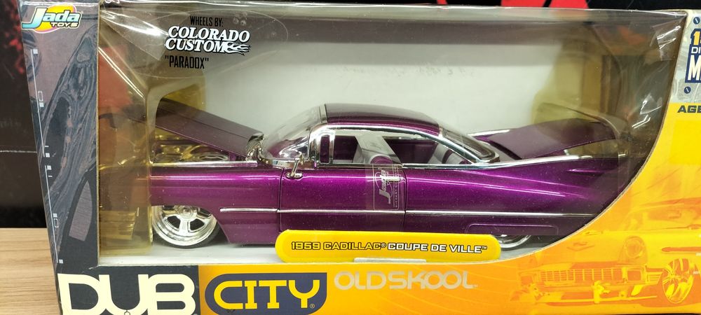 JADA Toys 1/24 – Cadillac Coupe DeVille 1959 – Noire (36010BK) – Modèle Neuf