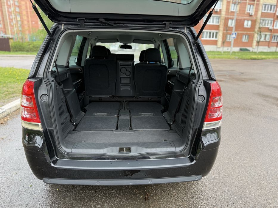 Opel Zafira 7 місць з Німеччини Розмитнена