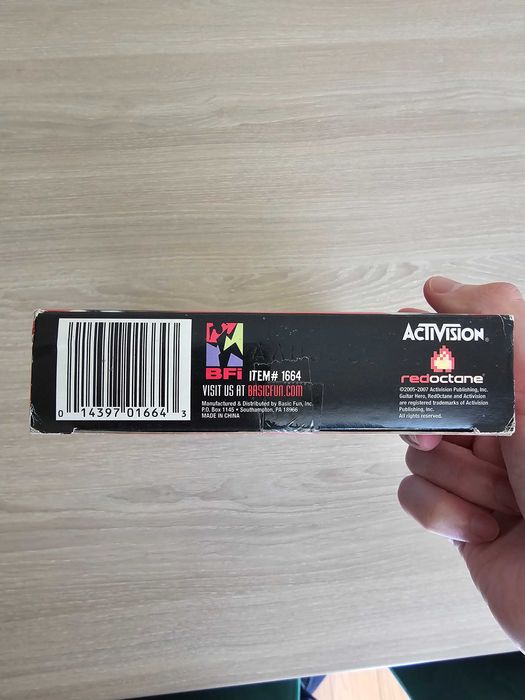 Guitar Hero Carabiner