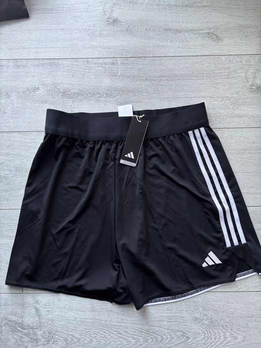 Nowe spdoenki męskie adidas XL