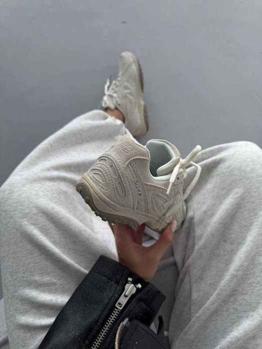 Жіночі кросівки New Balance 204L | Розміри 36-41