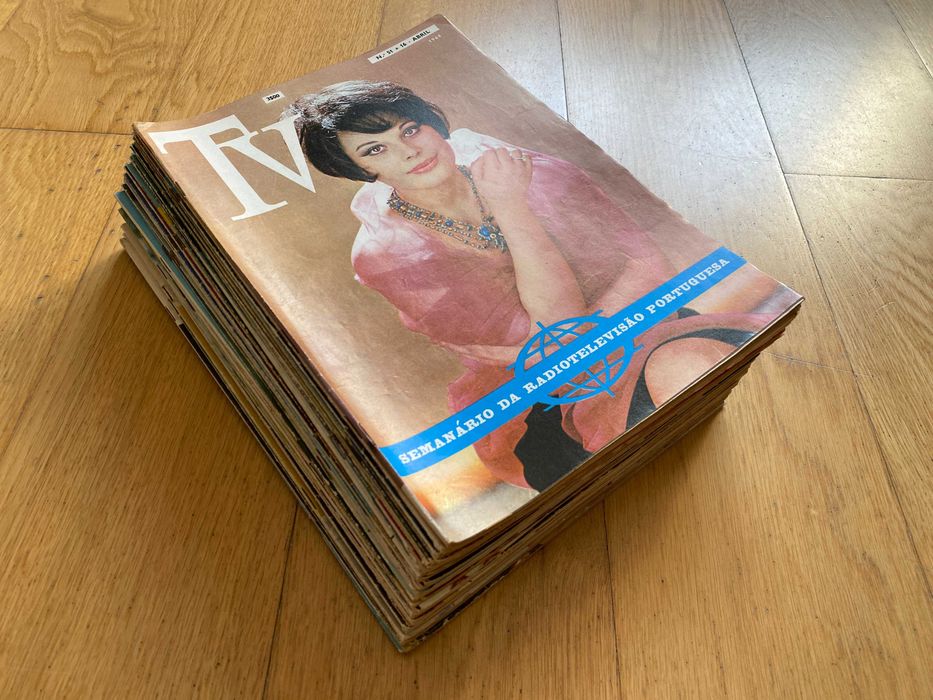 Lote de 32 revistas TV - Semanário da Televisão Portuguesa