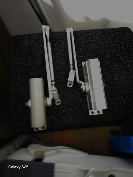 Mola para fecho de porta  automático