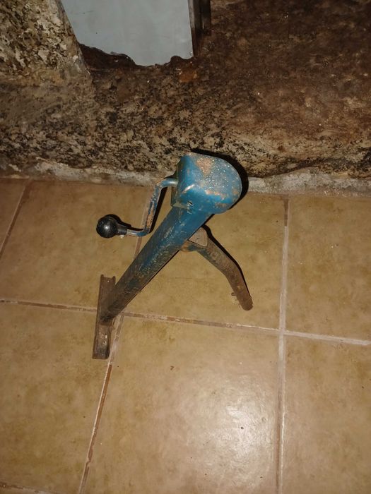 Macaco original FORD para clássicos