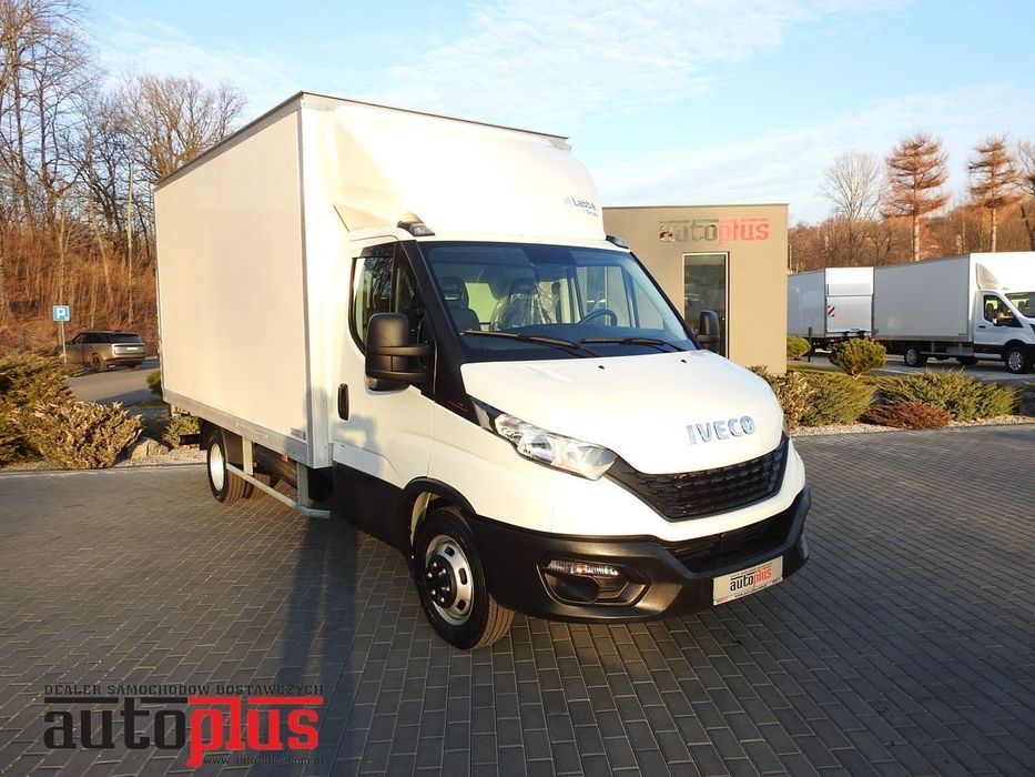 Iveco DAILY 35S16 KONTENER WINDA 8 PALET TEMPOMAT KLIMATYZACJA BLIŹNIACZE KOŁA  160KM  stan bardzo dobry, nie wymaga nakładów finansowcyh, dostępny od ręki