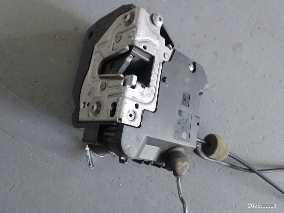 Fechadura porta frt drt Mercedes CLS
