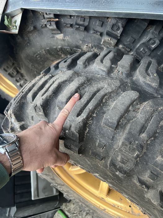 Jantes 16 6x139.7 + pneus 37x13-16LT