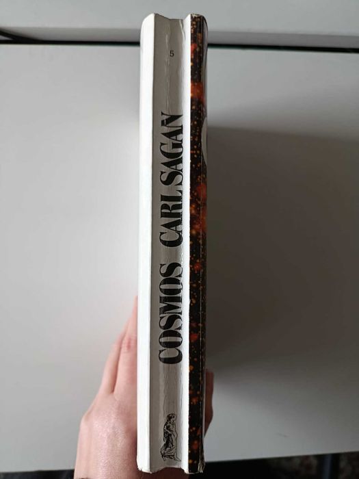 Livro "Cosmos", de Carl Sagan