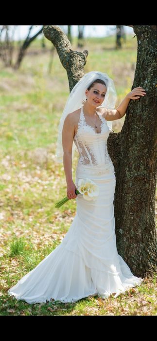 Весільна сукня гарна