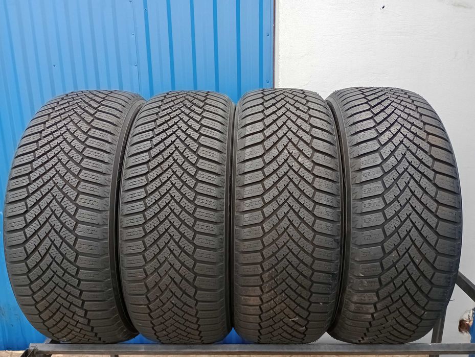 Opony Zimowe 4x 225/50 R19 100V Yokohama Bluearth Winter V906 SUV 24ROK