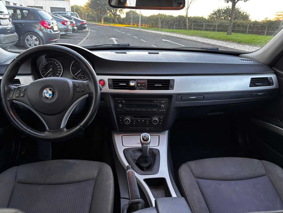 BMW 318d 2010 2.0d