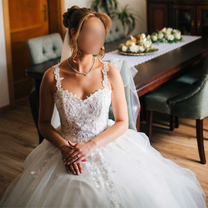 Elegancka suknia ślubna szyta na miarę | Stan idealny